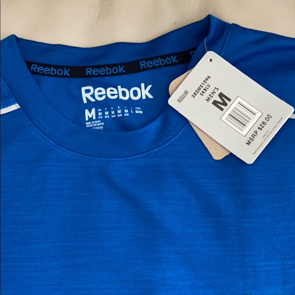Men’s Reebok shirt